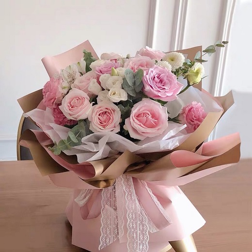 什么叫插花？